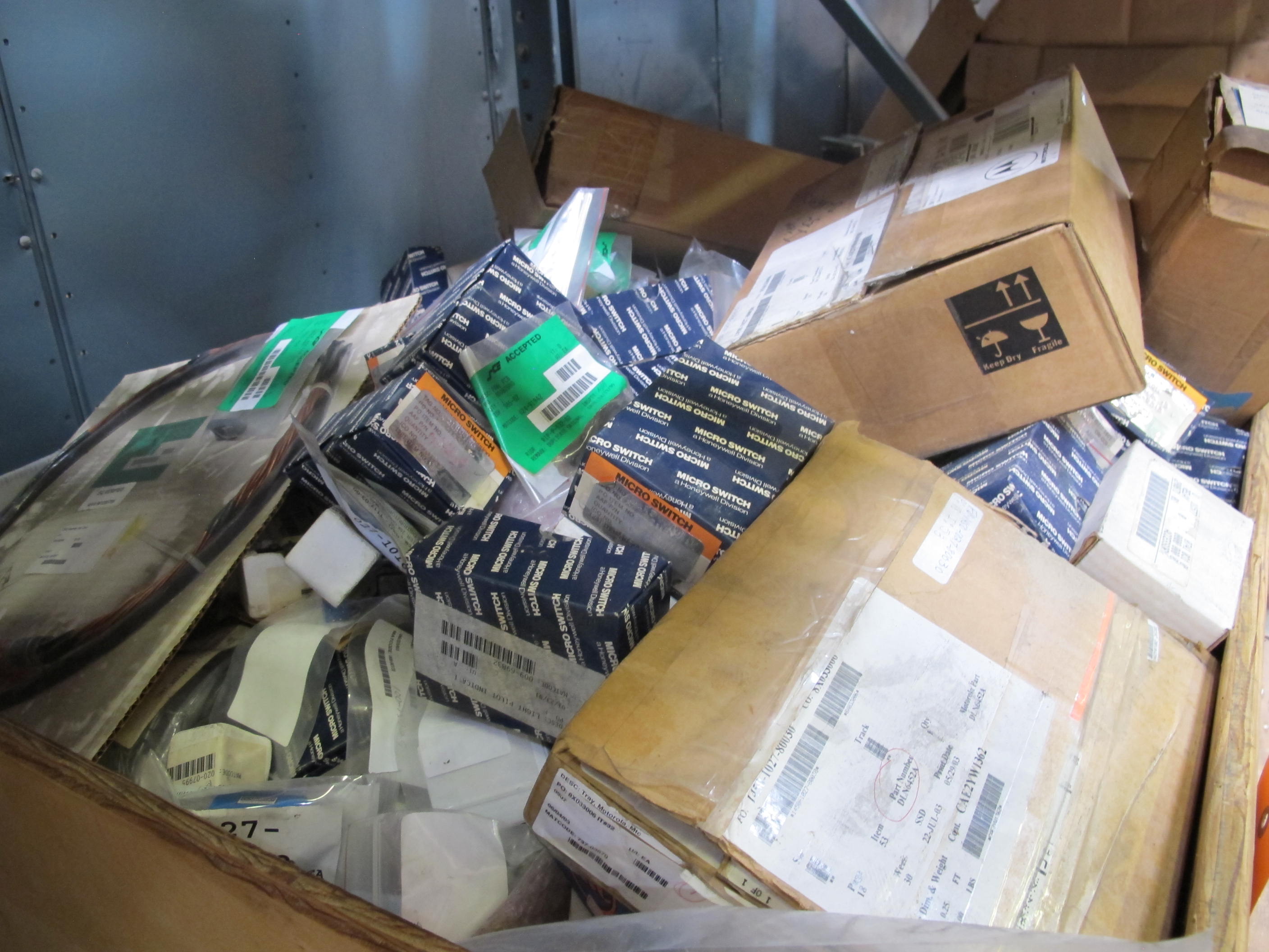 LARGE BOX MISC. ELECTRICAL PARTS TO INCLUDE: CONDUIT BODIES, POWER SUPPLY REGULATORS, PILOT LIGHT INDICATORS, ETC.. LOADING & HANDLING FEE $15-4129